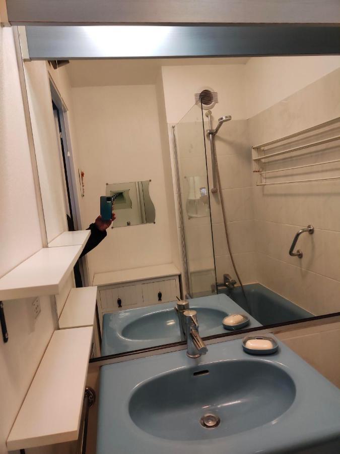 Appartement 2 Pieces Avec Une Grande Terrasse, 3 Etoiles, Wifi, Box Pour Vehicule Et Velos Les Sables-d'Olonne Ngoại thất bức ảnh